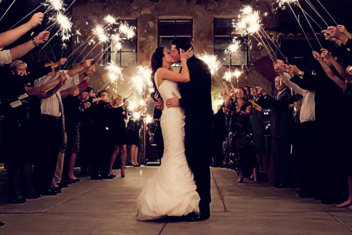 Фото бенгальские огни на свадьбе — Калуга | kaluga.salutsklad.ru Фото бенгальские огни на свадьбе — Калуга | kaluga.salutsklad.ru